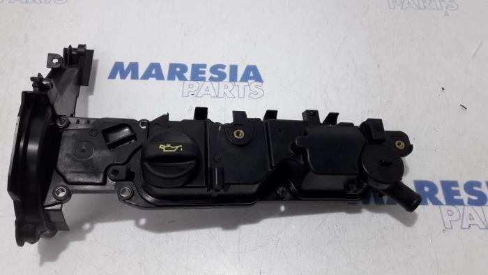 Gebruikte Kleppendeksel Citroen Jumpy (G9) 1.6 HDI Prijs € 30,19 Inclusief btw aangeboden door Maresia Parts