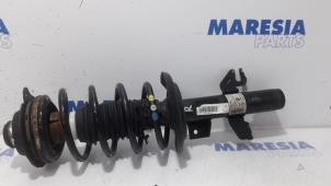 Gebruikte Mac Phersonpoot rechts-voor Alfa Romeo Giulietta (940) 1.6 JTDm 16V Prijs € 75,00 Margeregeling aangeboden door Maresia Parts