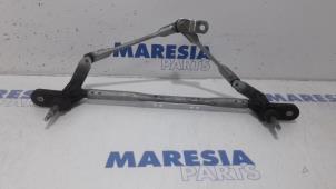 Gebruikte Ruitenwis Mechaniek Fiat Bravo (198A) 1.4 16V Prijs € 35,00 Margeregeling aangeboden door Maresia Parts