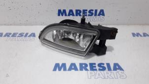 Gebruikte Mistlamp links-voor Fiat Bravo (198A) 1.4 16V Prijs € 25,00 Margeregeling aangeboden door Maresia Parts