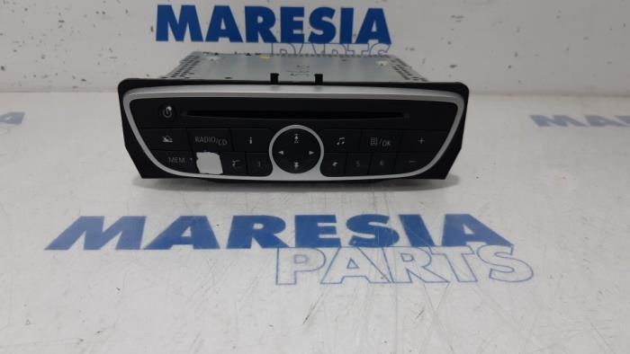RENAULT Scenic 3 generation (2009-2015) Music Player Without GPS 281150030R 19482533