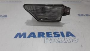 Gebruikte Achteruitrijlicht rechts Fiat Bravo (198A) 1.4 16V Prijs € 15,00 Margeregeling aangeboden door Maresia Parts