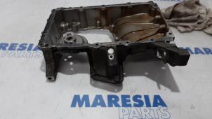 Gebruikte Carterpan Peugeot 2008 (CU) 1.2 Vti 12V PureTech 82 Prijs € 49,00 Margeregeling aangeboden door Maresia Parts