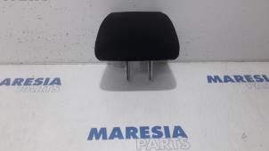 Gebruikte Hoofdsteun Peugeot 308 SW (4E/H) 1.6 HDi 16V FAP Prijs € 50,00 Margeregeling aangeboden door Maresia Parts