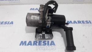 Gebruikte Stuurbekrachtiging Elektrisch Peugeot 5008 I (0A/0E) 1.6 HDiF 16V Prijs € 262,50 Margeregeling aangeboden door Maresia Parts