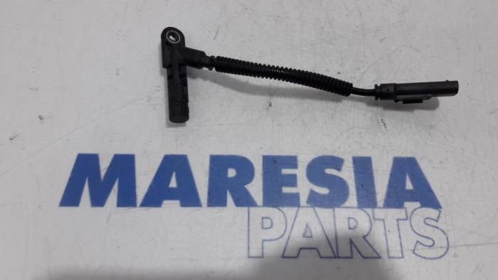 Gebruikte Krukas sensor Peugeot Partner (EA//EF/EN/EU) 1.5 BlueHDi 75 Prijs € 60,50 Inclusief btw aangeboden door Maresia Parts