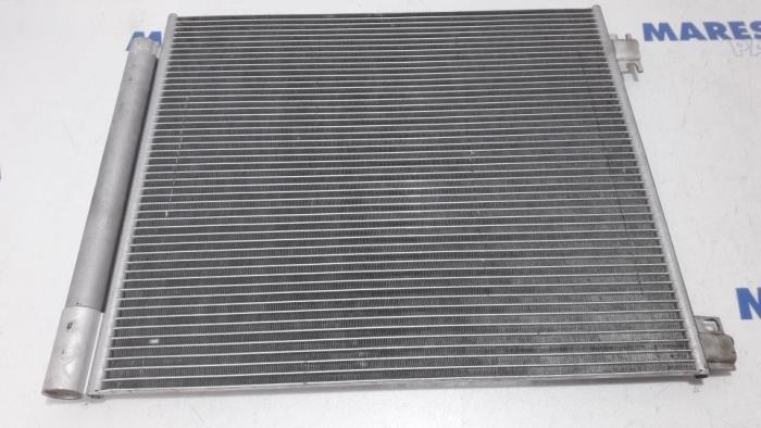 Gebruikte Airco Condensor Renault Kadjar (RFEH) 1.5 dCi DPF Prijs € 75,00 Margeregeling aangeboden door Maresia Parts