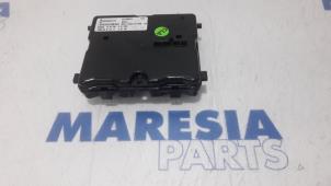 Gebruikte Computer Kachel Renault Kadjar (RFEH) 1.5 dCi DPF Prijs € 65,00 Margeregeling aangeboden door Maresia Parts