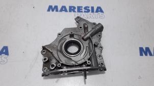 Gebruikte Oliepomp Peugeot 208 I (CA/CC/CK/CL) 1.6 Blue HDi 100 Prijs € 50,00 Margeregeling aangeboden door Maresia Parts