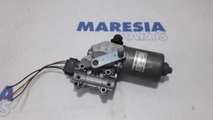 Gebruikte Ruitenwissermotor voor Renault Master IV (MA/MB/MC/MD/MH/MF/MG/MH) 2.3 dCi 16V Prijs € 127,05 Inclusief btw aangeboden door Maresia Parts
