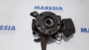 Gebruikte Asschenkel links-voor Citroen C6 (TD) 2.2 HdiF 16V Prijs € 50,00 Margeregeling aangeboden door Maresia Parts