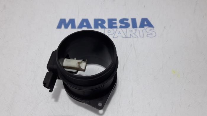 Gebruikte Luchthoeveelheidsmeter Citroen C6 (TD) 2.2 HdiF 16V Prijs € 35,00 Margeregeling aangeboden door Maresia Parts