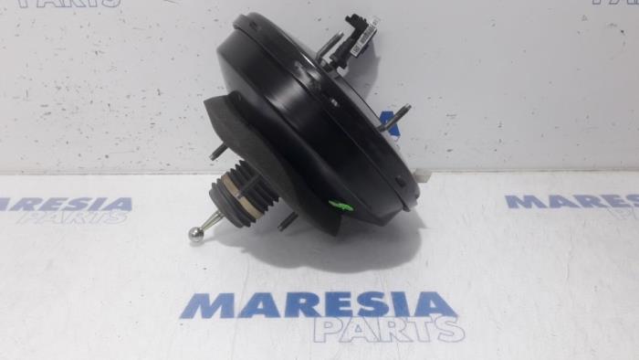 Gebruikte Rembooster Citroen C3 (SX/SW) 1.2 Vti 12V PureTech Prijs € 39,90 Margeregeling aangeboden door Maresia Parts