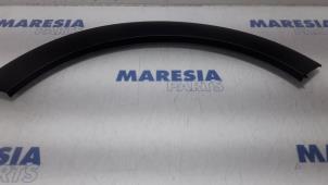 Gebruikte Sierstrip Citroen C3 (SX/SW) 1.2 Vti 12V PureTech Prijs € 40,00 Margeregeling aangeboden door Maresia Parts
