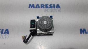 Gebruikte ABS Pomp Peugeot 208 I (CA/CC/CK/CL) 1.6 Blue HDi 75 Prijs € 131,25 Margeregeling aangeboden door Maresia Parts