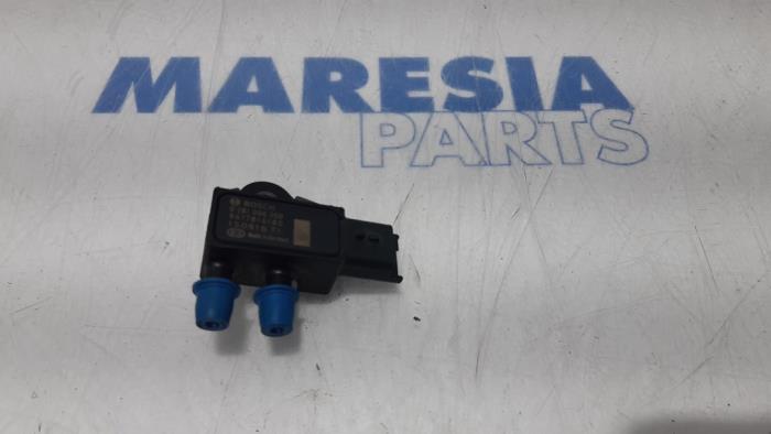 Roetfilter sensor van een Peugeot 208 I (CA/CC/CK/CL) 1.6 Blue HDi 75 2015
