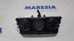 Gebruikte Chaufage Bedieningspaneel Citroen DS3 (SA) 1.6 e-HDi 16V 115 Prijs € 35,00 Margeregeling aangeboden door Maresia Parts