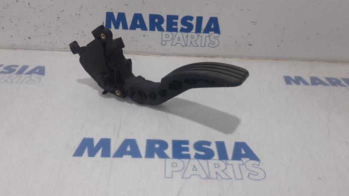 Gebruikte Gaspedaalpositie Sensor Renault Megane III Berline (BZ) 1.5 dCi 90 Prijs € 45,00 Margeregeling aangeboden door Maresia Parts