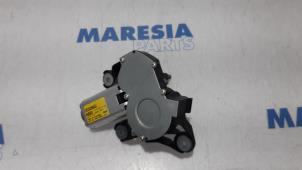 Gebruikte Ruitenwissermotor achter Fiat Fiorino (225) 1.3 D 16V Multijet Prijs € 50,00 Margeregeling aangeboden door Maresia Parts