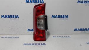 Gebruikte Achterlicht links Fiat Fiorino (225) 1.3 D 16V Multijet Prijs € 35,00 Margeregeling aangeboden door Maresia Parts