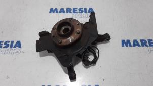 Gebruikte Asschenkel links-voor Fiat Fiorino (225) 1.3 D 16V Multijet Prijs € 65,00 Margeregeling aangeboden door Maresia Parts