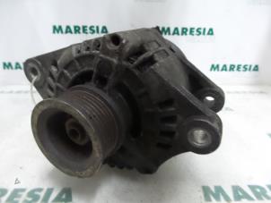 Gebruikte Dynamo Fiat Marea (185AX) 2.4 Tds 125 HLX Prijs € 40,00 Margeregeling aangeboden door Maresia Parts