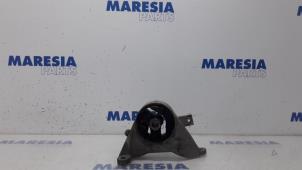 Gebruikte Motorsteun Fiat Croma (194) 2.2 MPI 16V Prijs € 25,00 Margeregeling aangeboden door Maresia Parts