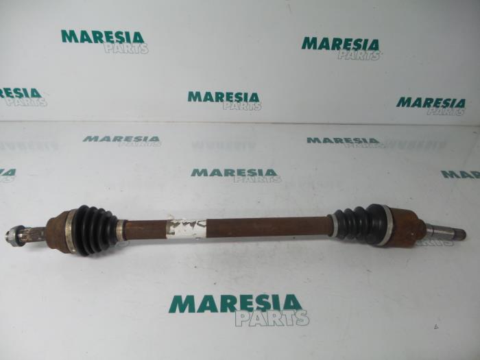 Gebruikte Steekas rechts-voor Peugeot 207/207+ (WA/WC/WM) 1.6 16V VTRi Prijs € 34,95 Margeregeling aangeboden door Maresia Parts