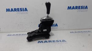 Gebruikte Versnellingspook Citroen DS3 (SA) 1.4 HDi Prijs € 50,00 Margeregeling aangeboden door Maresia Parts