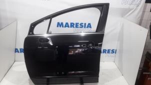 Gebruikte Portier 4Deurs links-voor Peugeot 5008 I (0A/0E) 1.6 HDiF 16V Prijs € 199,00 Margeregeling aangeboden door Maresia Parts