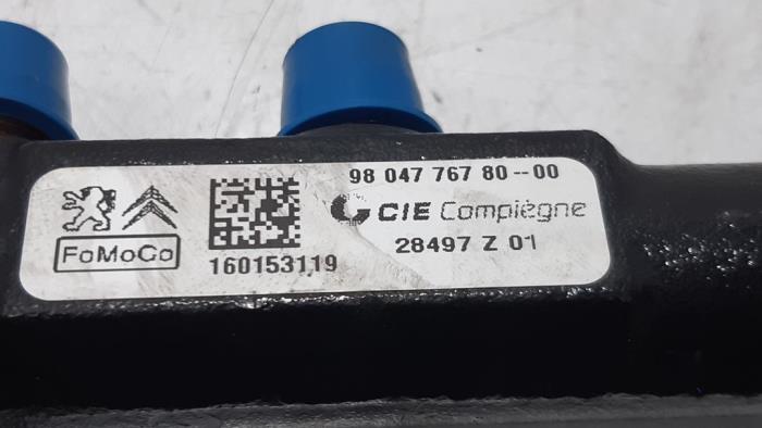 Common rail (Injectie) van een Peugeot Partner (GC/GF/GG/GJ/GK) 1.6 BlueHDI 75 2016