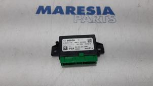 Gebruikte Module PDC Peugeot 208 I (CA/CC/CK/CL) 1.2 Vti 12V PureTech Prijs € 24,00 Margeregeling aangeboden door Maresia Parts