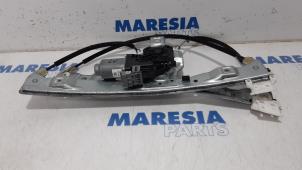 Gebruikte Ruitmechaniek 2Deurs links-voor Citroen DS3 (SA) 1.4 HDi Prijs € 40,00 Margeregeling aangeboden door Maresia Parts