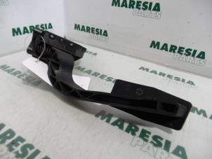 Gebruikte Gaspedaalpositie Sensor Fiat Grande Punto (199) 1.3 JTD Multijet 16V Prijs € 15,00 Margeregeling aangeboden door Maresia Parts