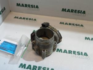 Gebruikte Gasklephuis Alfa Romeo 156 (932) 2.0 Twin Spark 16V Prijs € 75,00 Margeregeling aangeboden door Maresia Parts