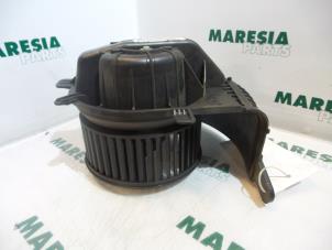 Gebruikte Blower Renault Grand Scénic II (JM) 2.0 16V Turbo Prijs € 35,00 Margeregeling aangeboden door Maresia Parts