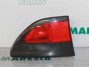 Gebruikte Achterlicht links Renault Megane Classic (LA) 1.6i RN,RT,Alizé Prijs € 15,00 Margeregeling aangeboden door Maresia Parts