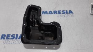 Gebruikte Carterpan Peugeot 208 I (CA/CC/CK/CL) 1.0 Vti 12V PureTech Prijs € 19,00 Margeregeling aangeboden door Maresia Parts