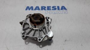 Gebruikte Vacuumpomp (Benzine) Alfa Romeo 159 (939AX) 1.8 TBI 16V Prijs € 75,00 Margeregeling aangeboden door Maresia Parts