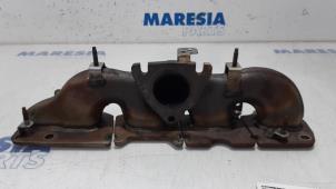 Gebruikte Uitlaatspruitstuk Peugeot 3008 I (0U/HU) 2.0 HYbrid4 16V Prijs € 75,00 Margeregeling aangeboden door Maresia Parts