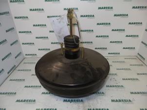 Gebruikte Rembol Renault Laguna II Grandtour (KG) 2.2 dCi 150 16V Prijs € 35,00 Margeregeling aangeboden door Maresia Parts