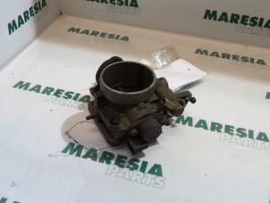Gebruikte Gasklephuis Alfa Romeo 145 (930A) 1.4 ie Prijs € 75,00 Margeregeling aangeboden door Maresia Parts