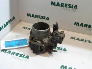 Gebruikte Gasklephuis Alfa Romeo 146 (930B) 1.6 Twin Spark 16V Prijs € 75,00 Margeregeling aangeboden door Maresia Parts