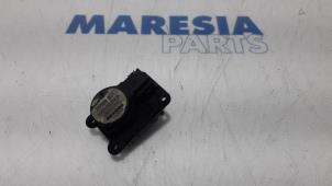 Gebruikte Kachelklep Motor Citroen DS5 (KD/KF) 2.0 HDiF 160 16V Prijs € 25,00 Margeregeling aangeboden door Maresia Parts