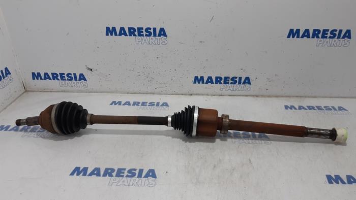 RENAULT Trafic 3 generation (2014-2023) Front Right Driveshaft 391005010R 25169438