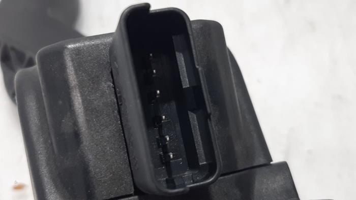 Gaspedaalpositie Sensor van een Citroën C4 Berline (NC) 1.4 16V VTi 2011
