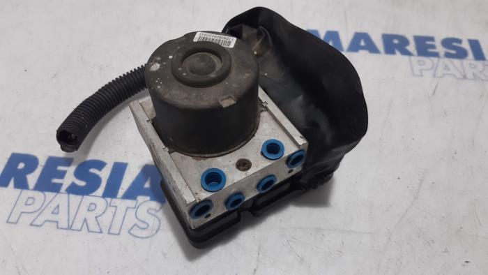 ABS Computer van een Citroën C3 (FC/FL/FT) 1.4 2003