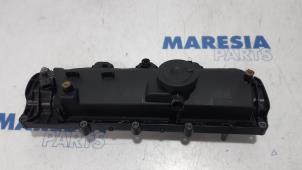 Gebruikte Kleppendeksel Renault Megane III Berline (BZ) 1.5 dCi 110 Prijs € 39,00 Margeregeling aangeboden door Maresia Parts