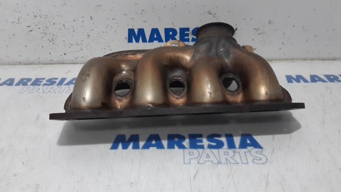 Gebruikte Spruitstuk Uitlaat Citroen C5 I Break (DE) 2.0 16V Prijs € 50,00 Margeregeling aangeboden door Maresia Parts