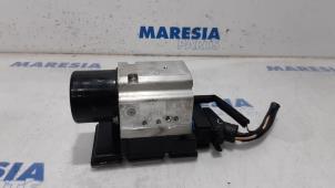 Gebruikte ABS Pomp Alfa Romeo 159 Sportwagon (939BX) 1.9 JTS 16V Prijs € 99,99 Margeregeling aangeboden door Maresia Parts